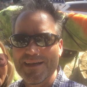 Meet your Posher, Tom